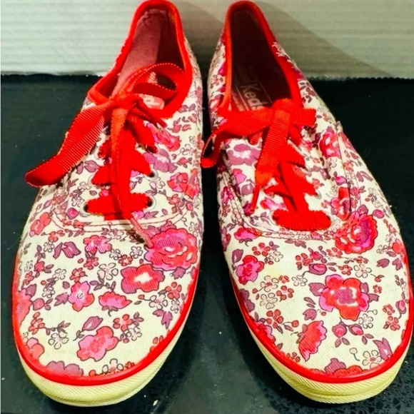 Keds Red Floral Ribbon lace canvas US6.5 street style classic comfort celebrity - Picture 2 of 6